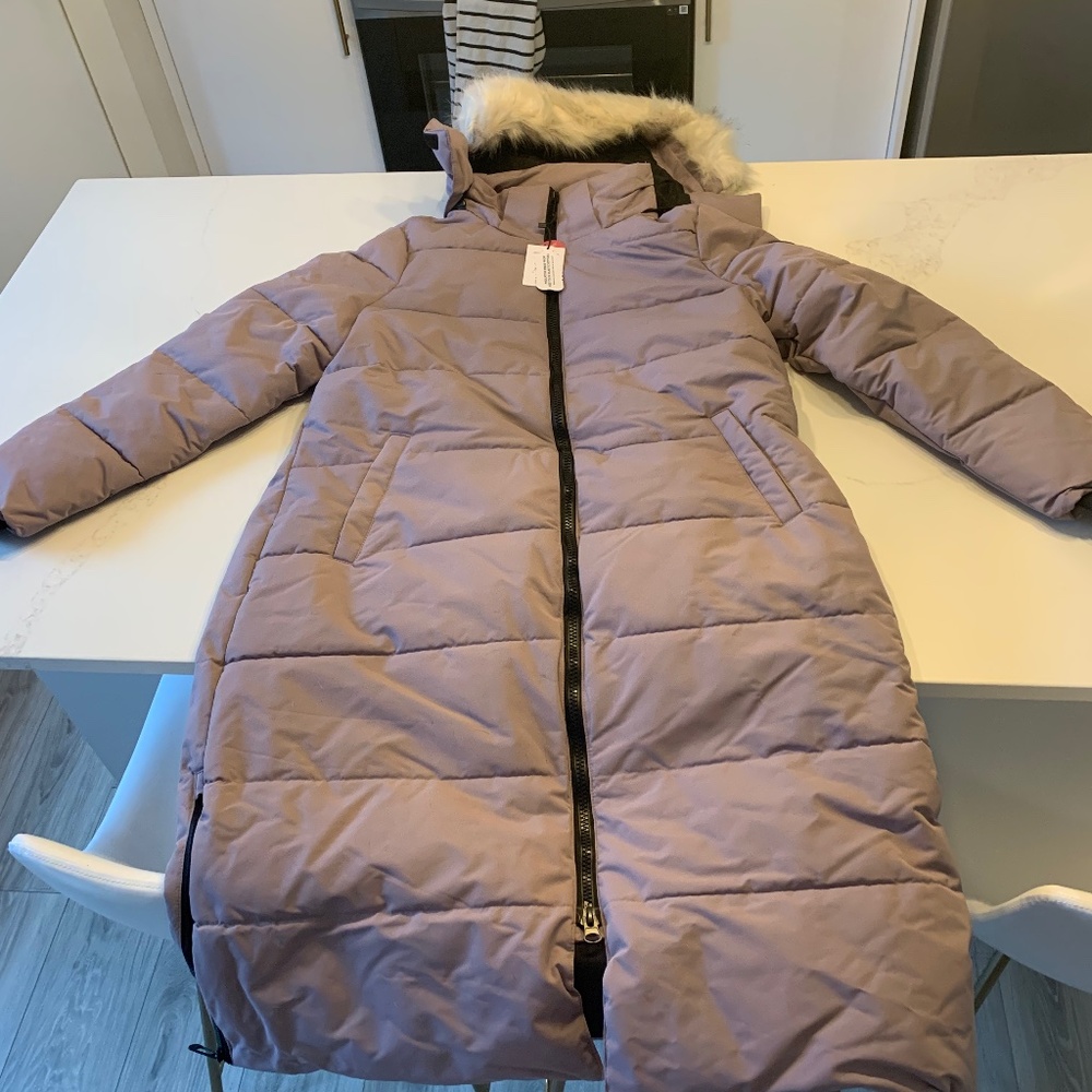 Noize Women’s winter coat- Brand new!